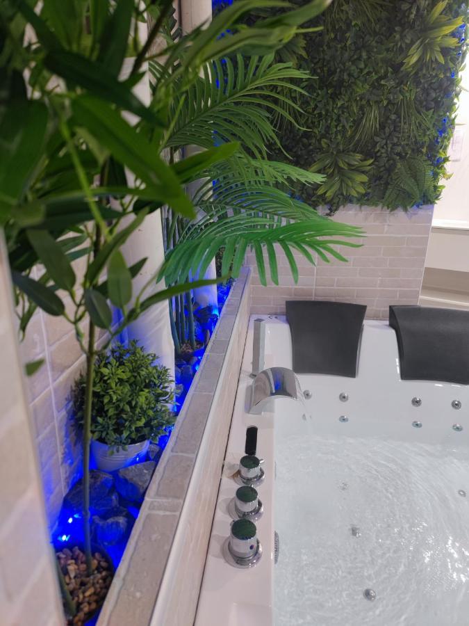 Espectacular Apartamento Con Spa Privado Miami Playa Exterior photo